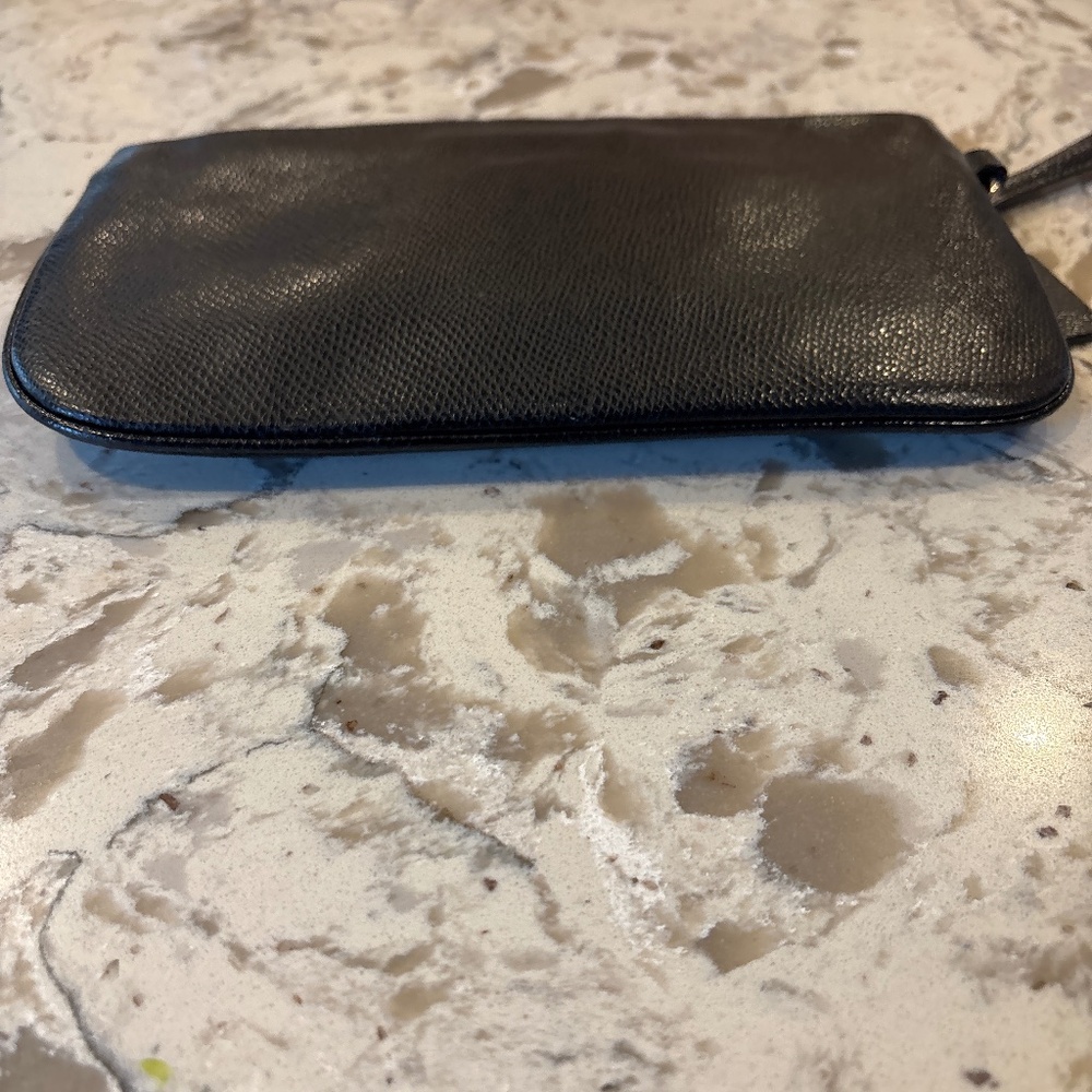 Coach Black Zip Top Crossgrain Leather Wristlet Wallet F65555 FS2 - Picture 3 of 6